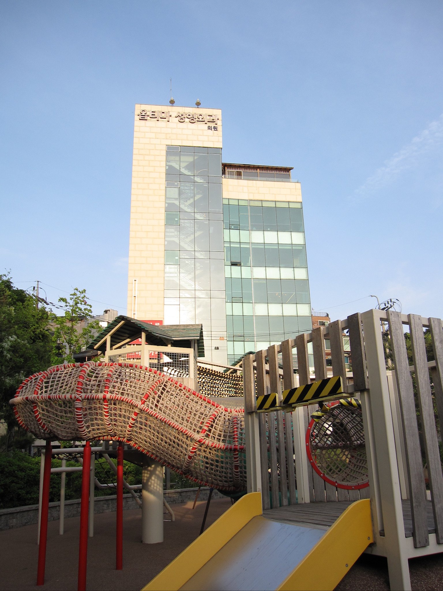 Building in Mapo-dong, Mapo District